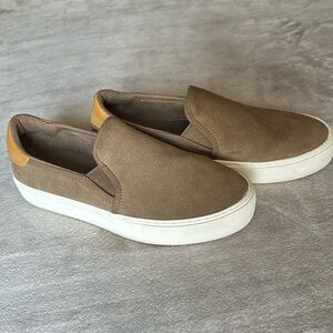 Womens Ugg Cahlvan Slip On Shoes
